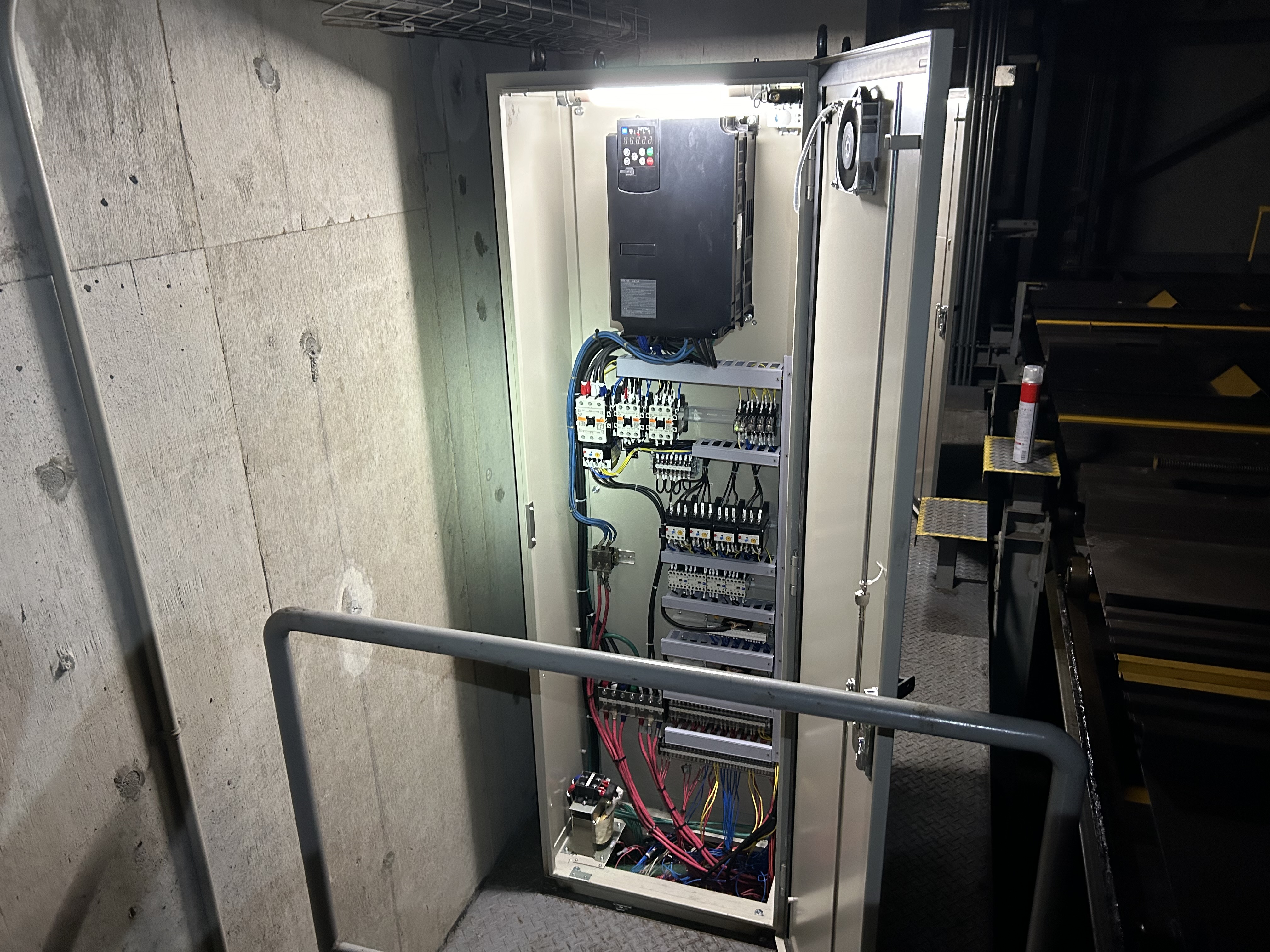 インバーター盤 交換後